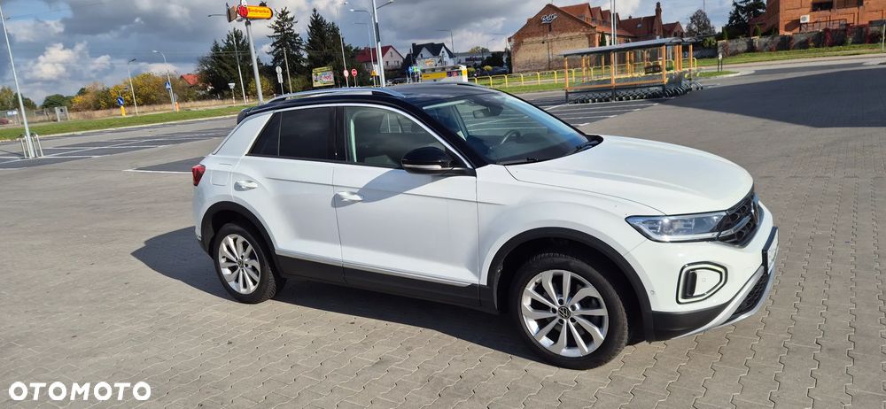 Volkswagen T-Roc 2023 photo 3