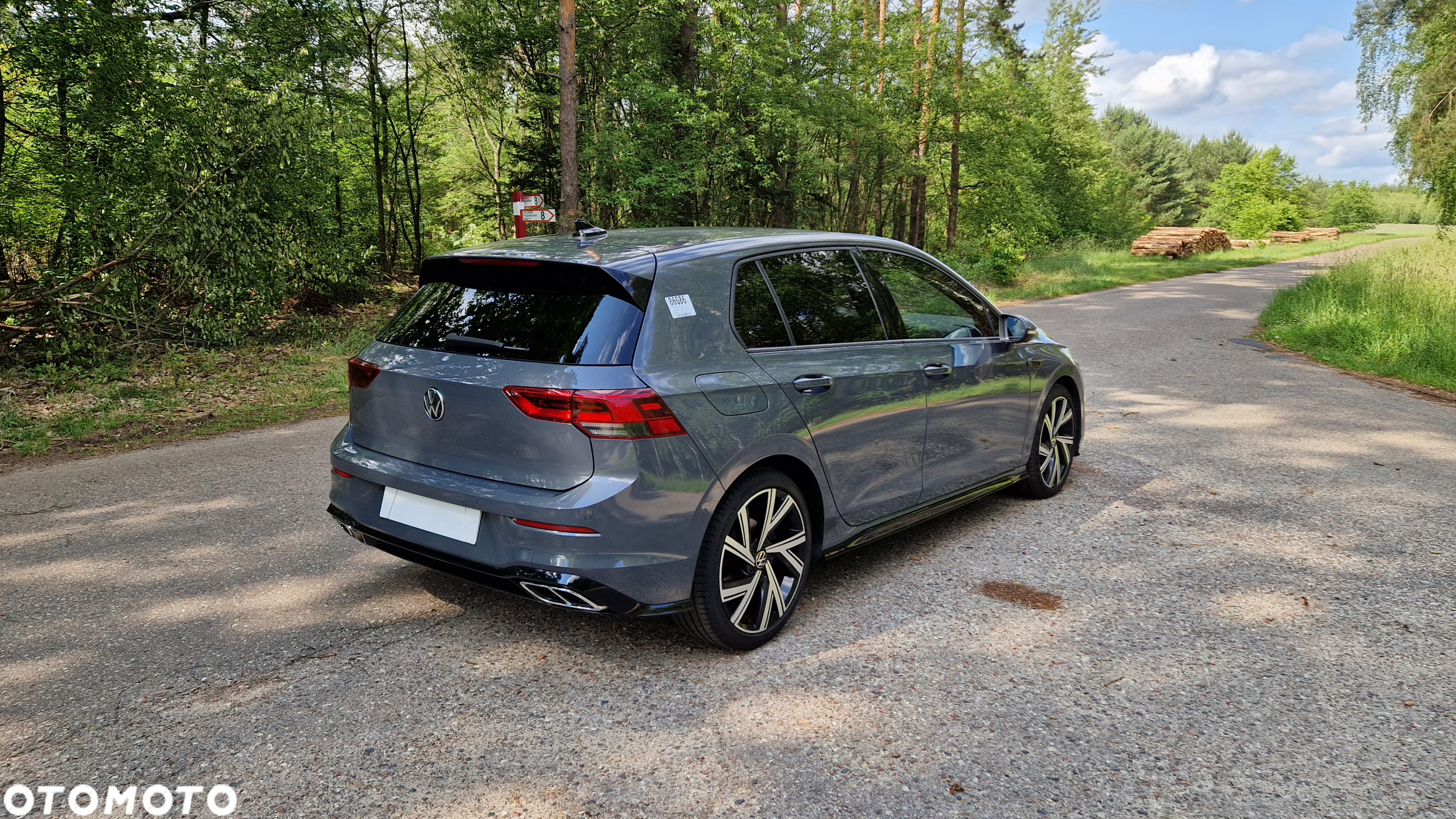 Volkswagen Golf VIII 2.0 TDI R-Line DSG - 32
