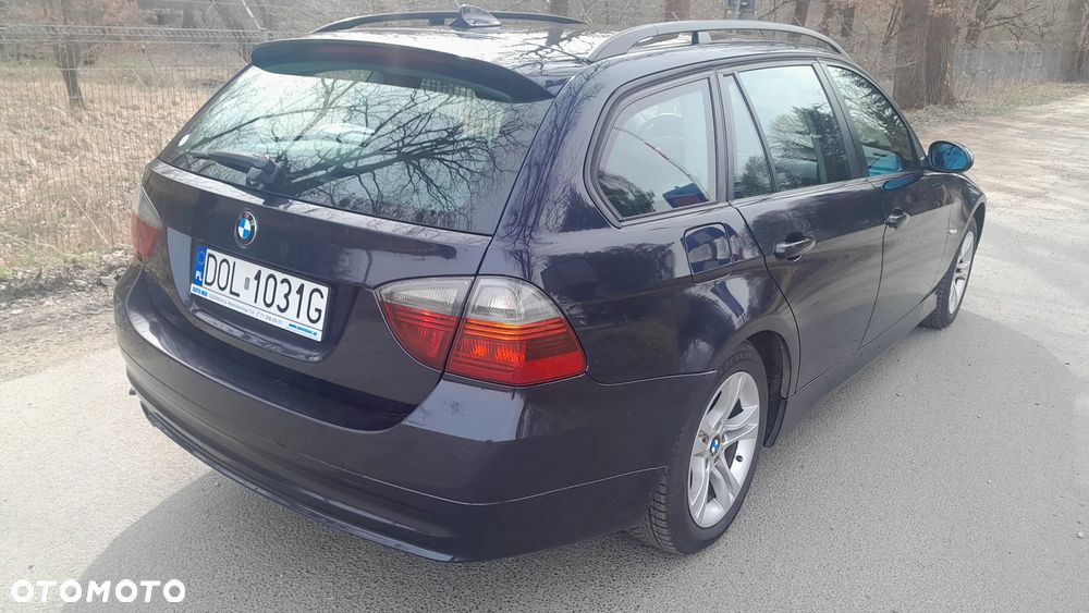 BMW Seria 3 320d DPF - 3