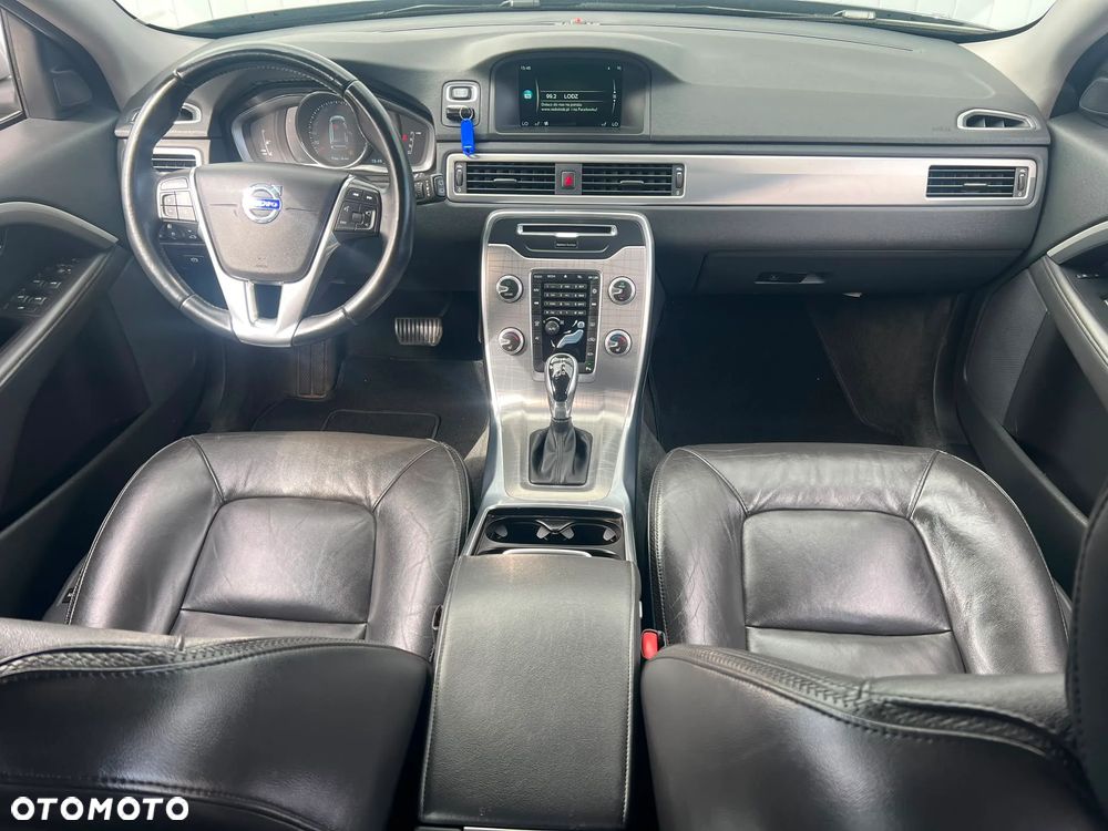Volvo XC 70 - 15