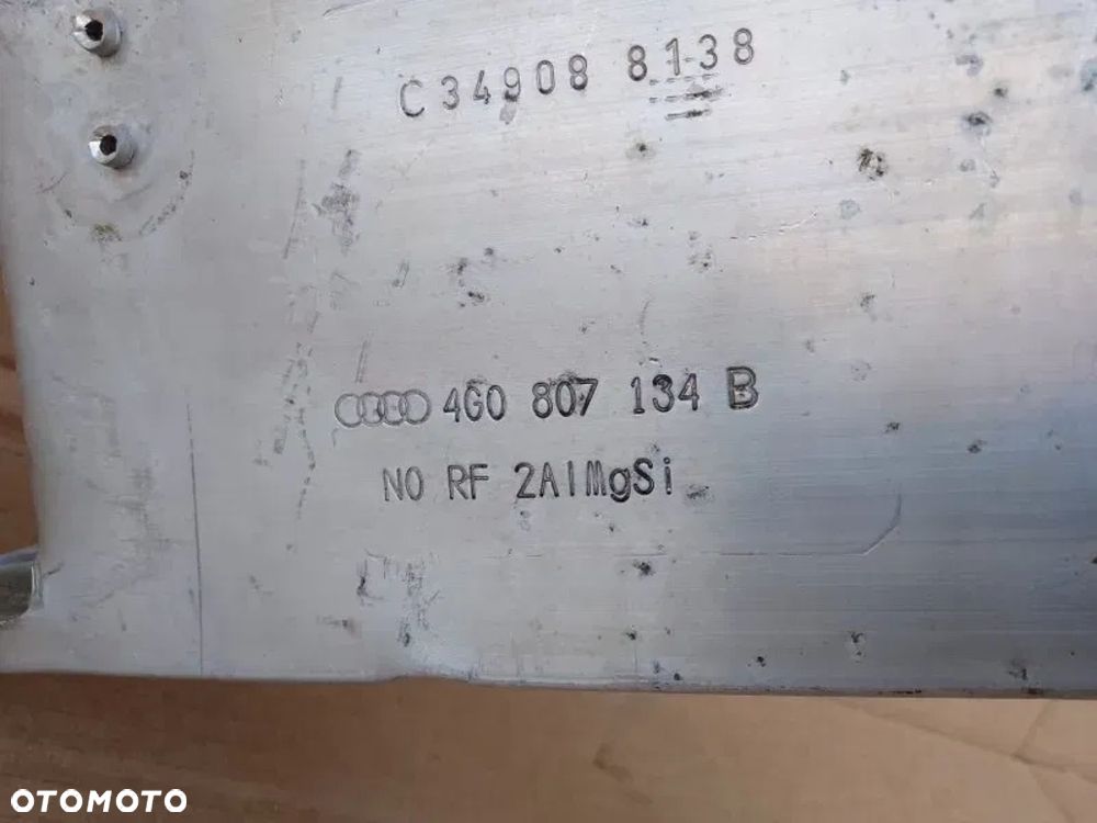 Strefa Zgniotu Prawa Odbój Audi A6 C7 4G0807134B - 3