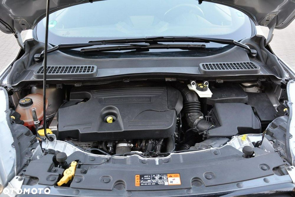 Ford Kuga 2.0 TDCi AWD ST-Line - 38