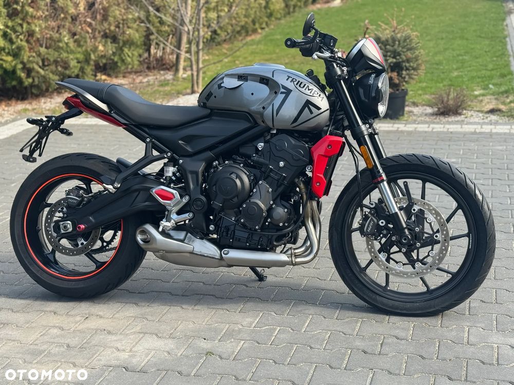 Triumph Trident - 4