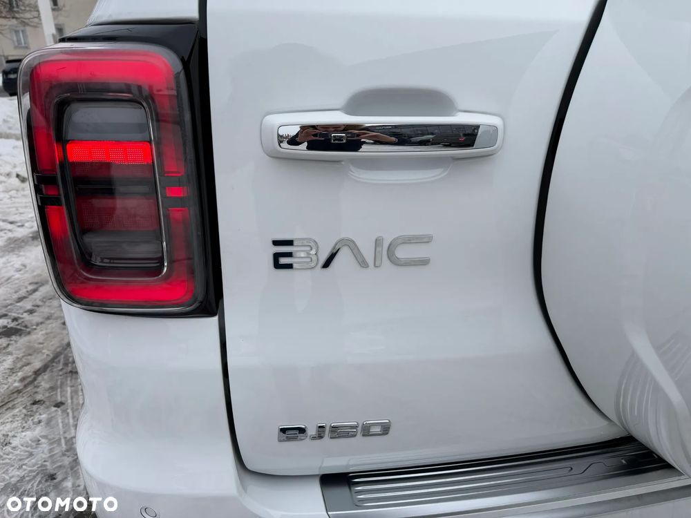 BAIC BJ60 mHEV Flagship 4x4 - 16