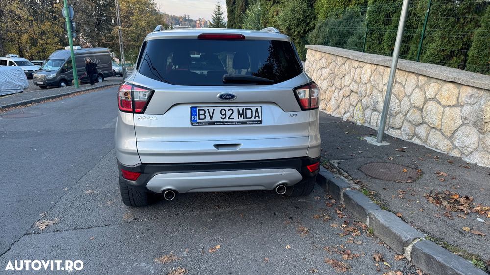 Ford Kuga - 2
