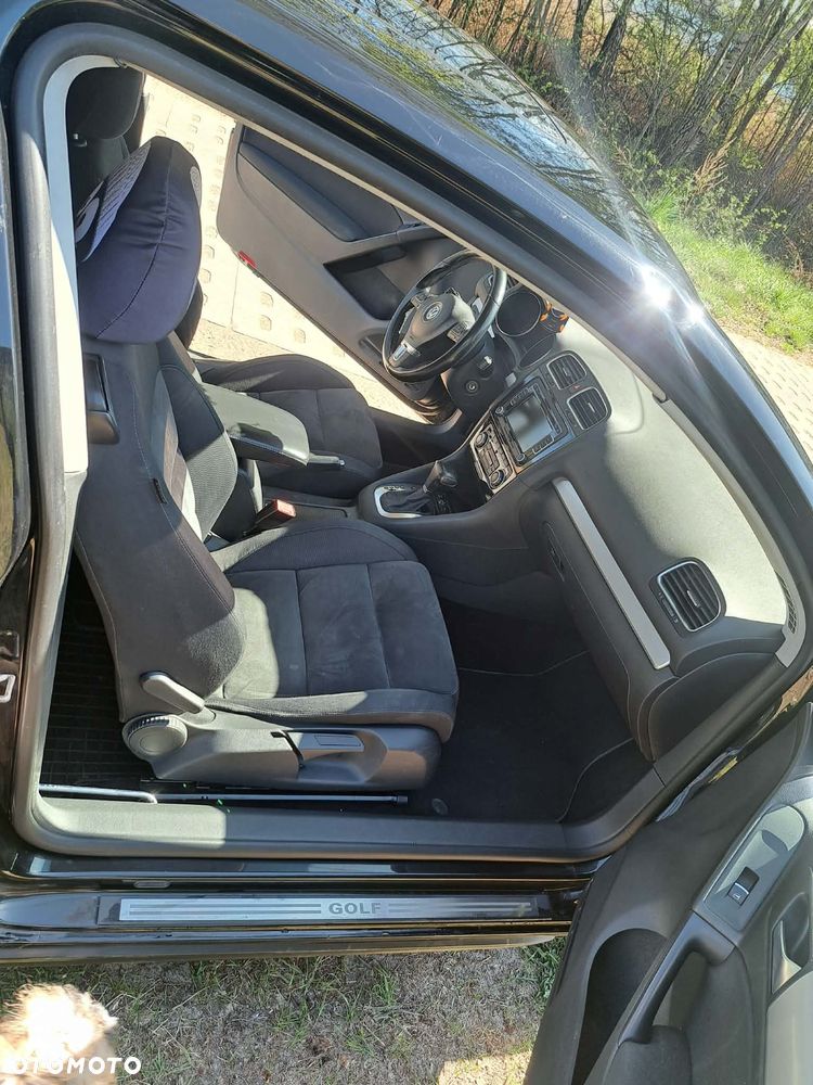 Volkswagen Golf 1.4 TSI Highline DSG - 12