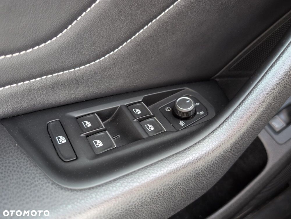 Volkswagen Arteon 2.0 TDI 4Motion Elegance DSG - 19