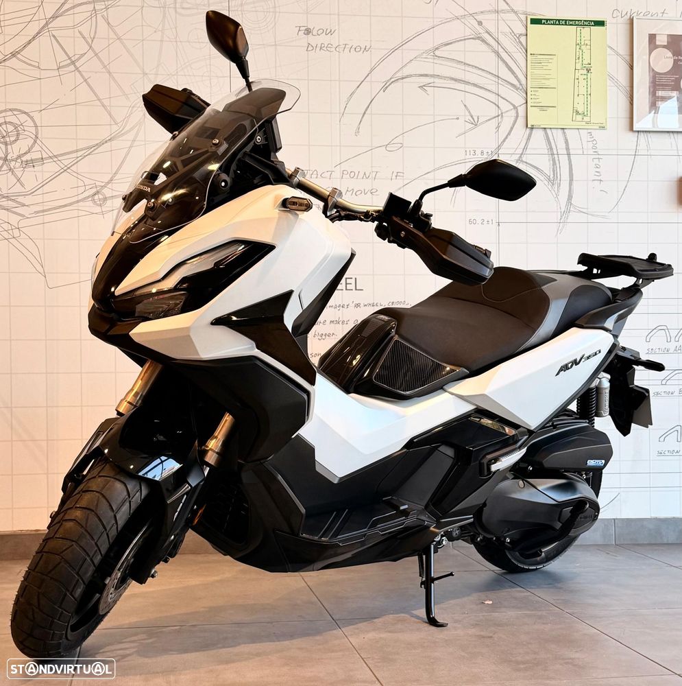 Honda ADV 350 - 7