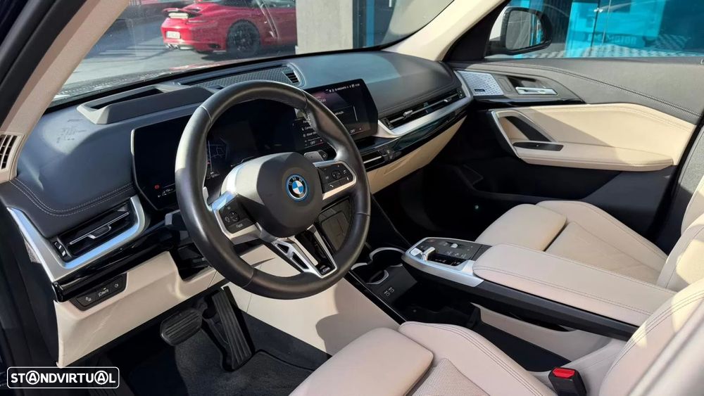 BMW X1 xDrive25e Pack Desportivo M - 3