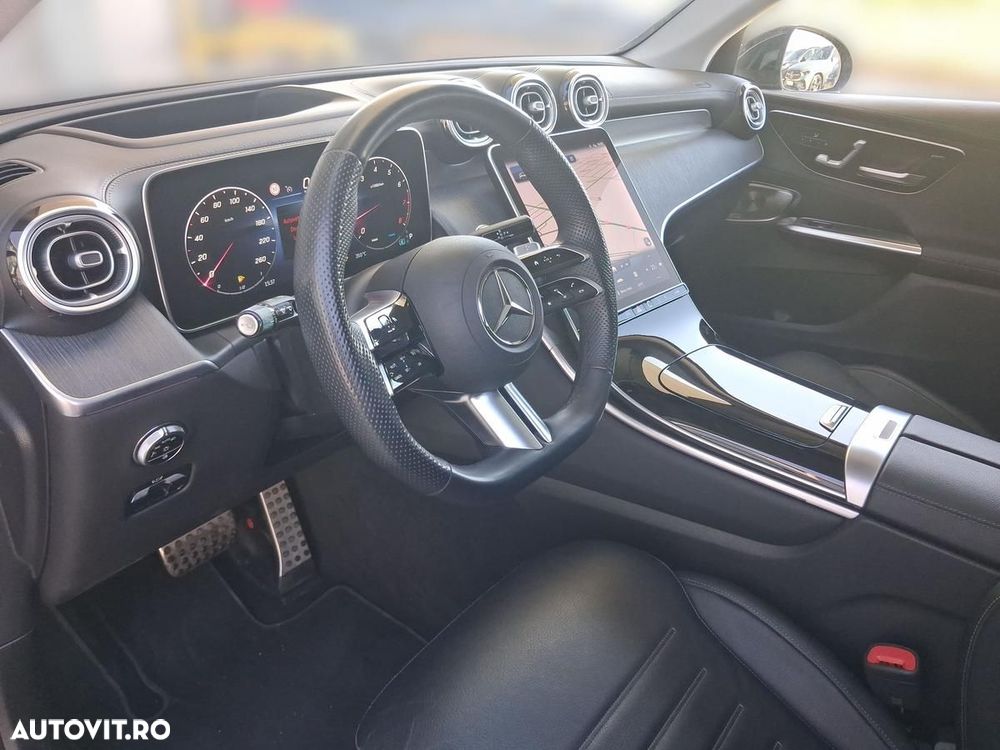 Mercedes-Benz GLC 300 4MATIC MHEV - 11