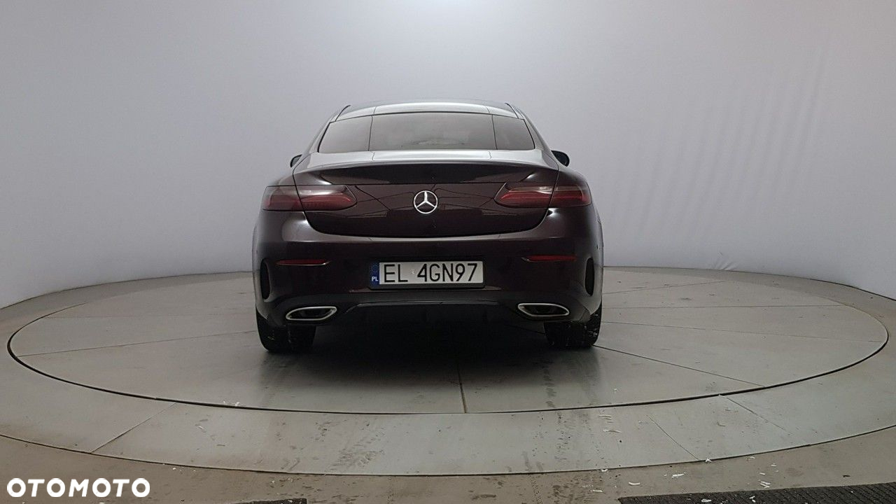Mercedes-Benz Klasa E - 5