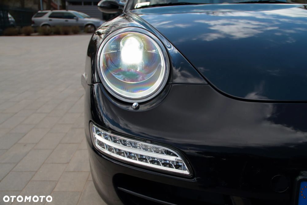 Porsche 911 Carrera S - 16