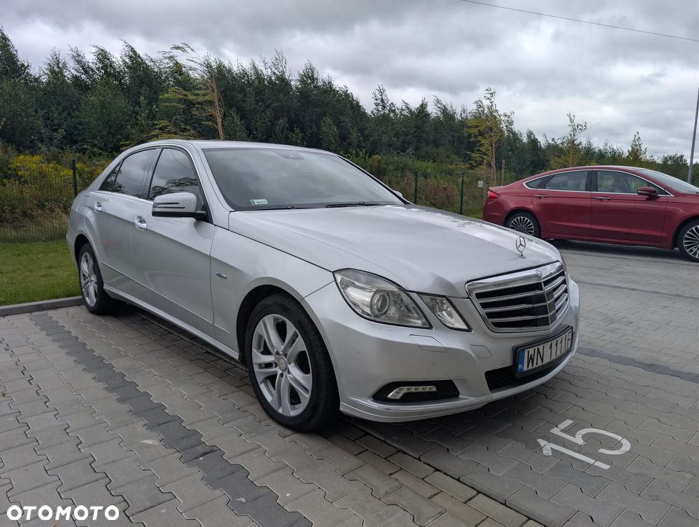 Mercedes-Benz Klasa E 350 CDI 4-Matic Avantgarde - 3