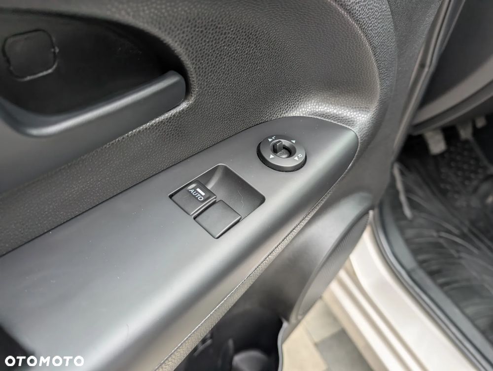 Kia Venga 1.4 L - 12