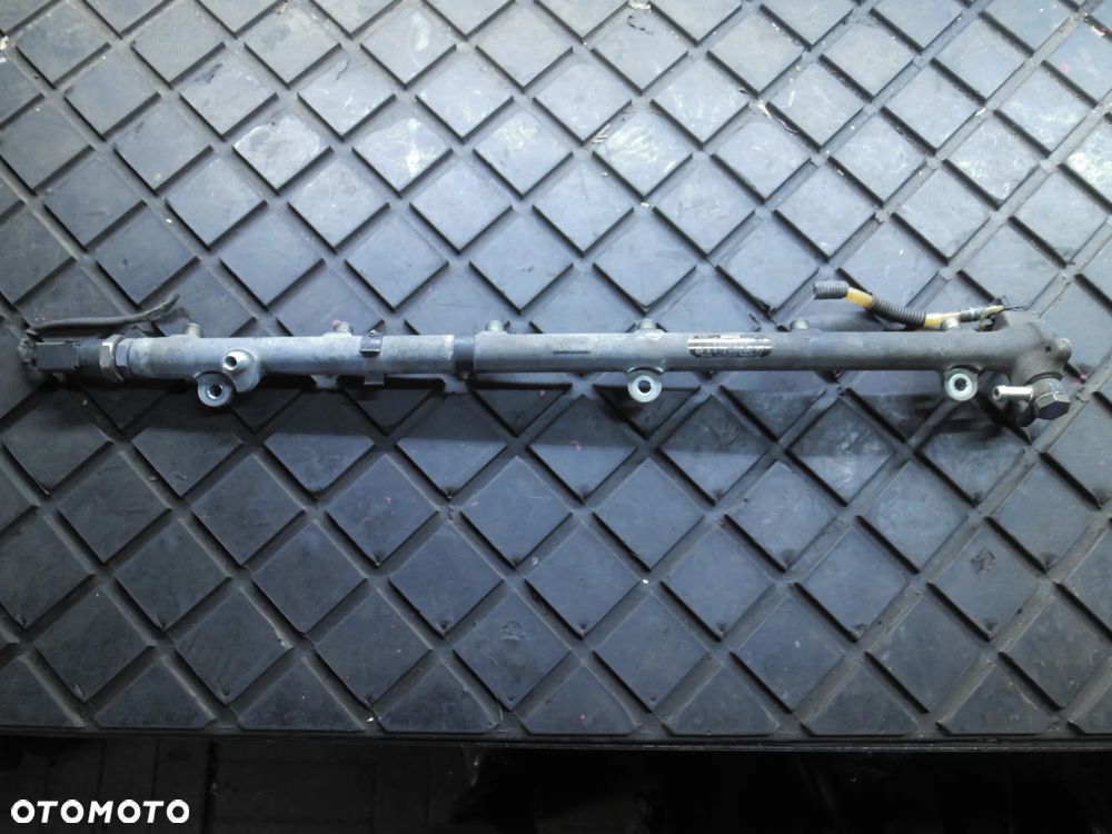 LISTWA WTRYSKOWA MERCEDES 0445216004 A6130700095 MERCEDES E W210 3.2D - 1