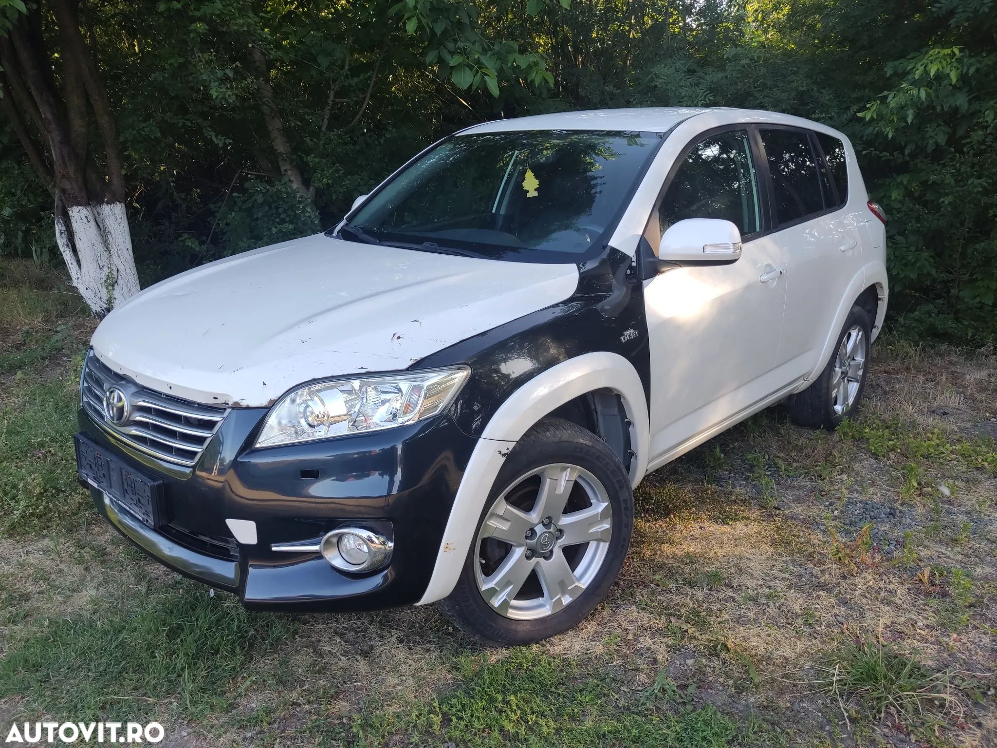 Toyota RAV4 2.2 D-4CAT 4WD Aut Executive - 1