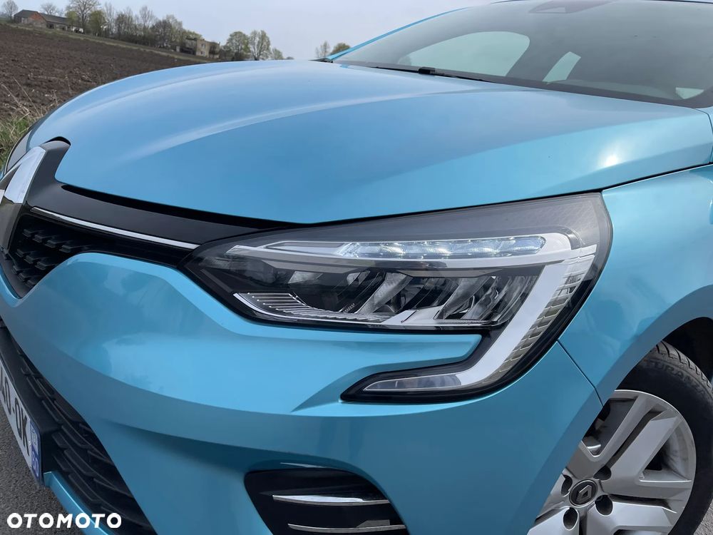 Renault Clio TCe 100 INTENS - 23