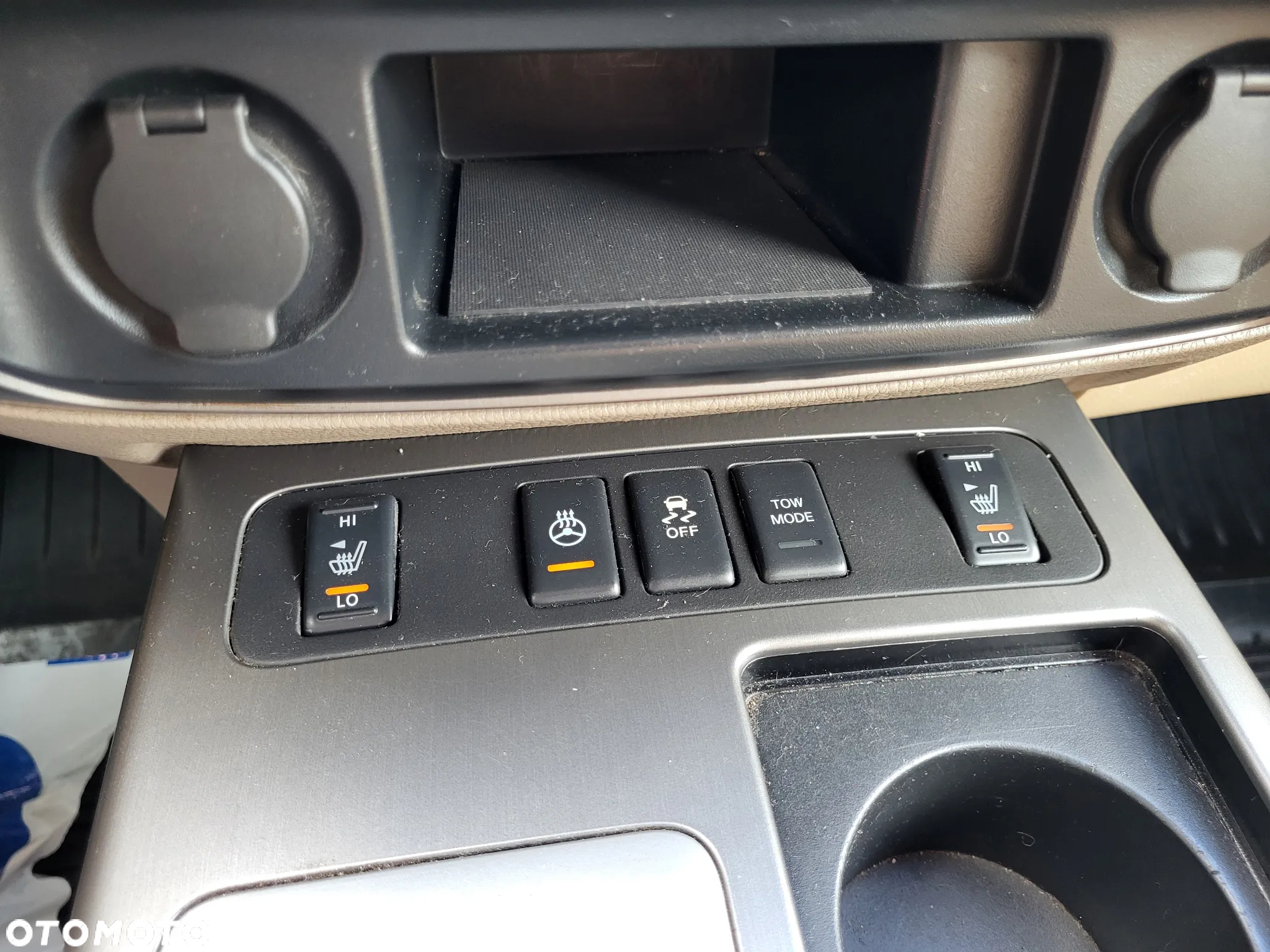 Nissan Armada - 16