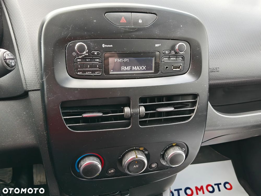 Renault Clio 1.5 dCi Alize - 23