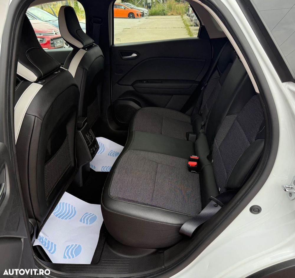 Renault Captur - 25