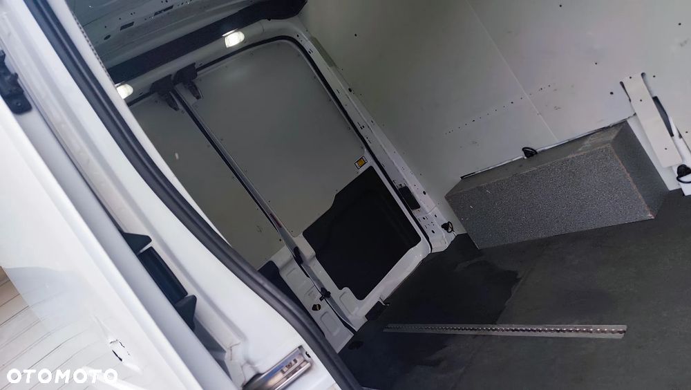 Ford Transit - 29