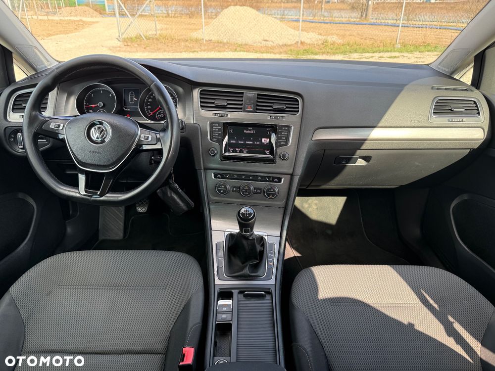Volkswagen Golf 1.6 TDI DPF Style - 26