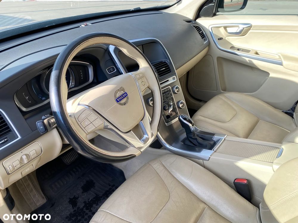 Volvo XC 60 D4 AWD Summum - 13