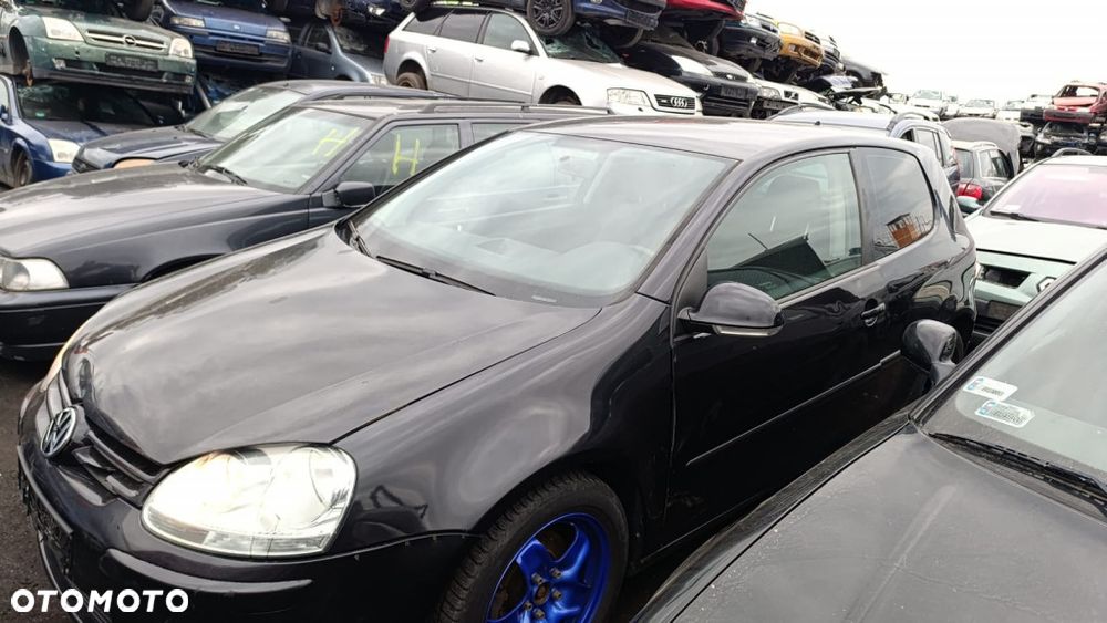 36005 VW golf V model od 03-09 silnik 1.9 TDI 105 km BXE skrzynia JCR lakier LC9Z - 2