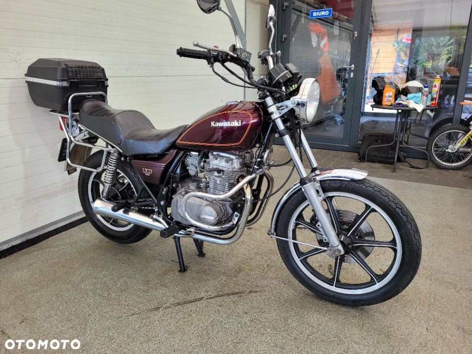 Kawasaki LTD - 18