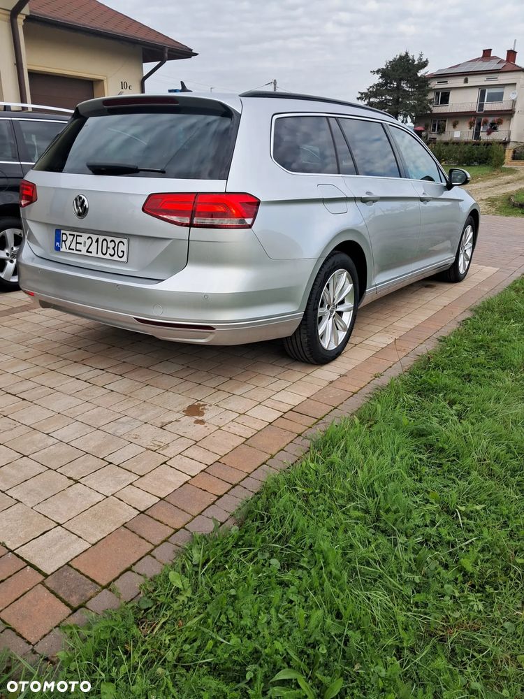 Volkswagen Passat 2.0 TDI BMT Comfortline DSG - 4