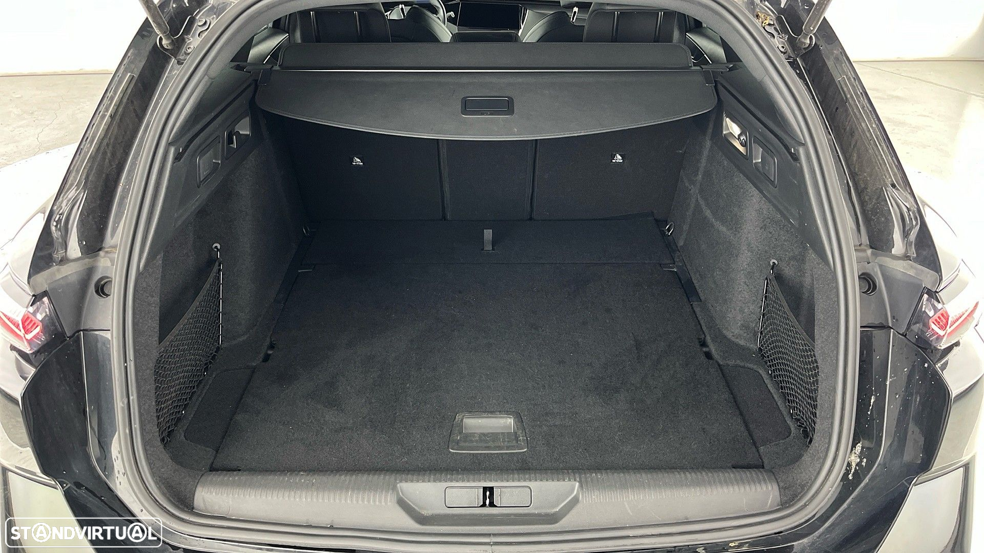 Peugeot 308 SW 1.2 PureTech GT EAT8 - 52