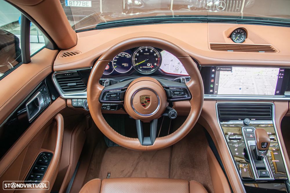 Porsche Panamera Sport Turismo 4S E-Hybrid - 15