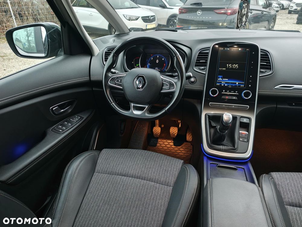Renault Scenic - 15