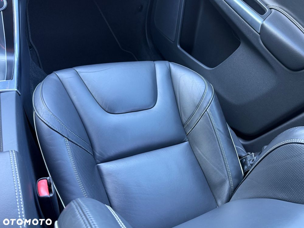 Volvo XC 60 - 25