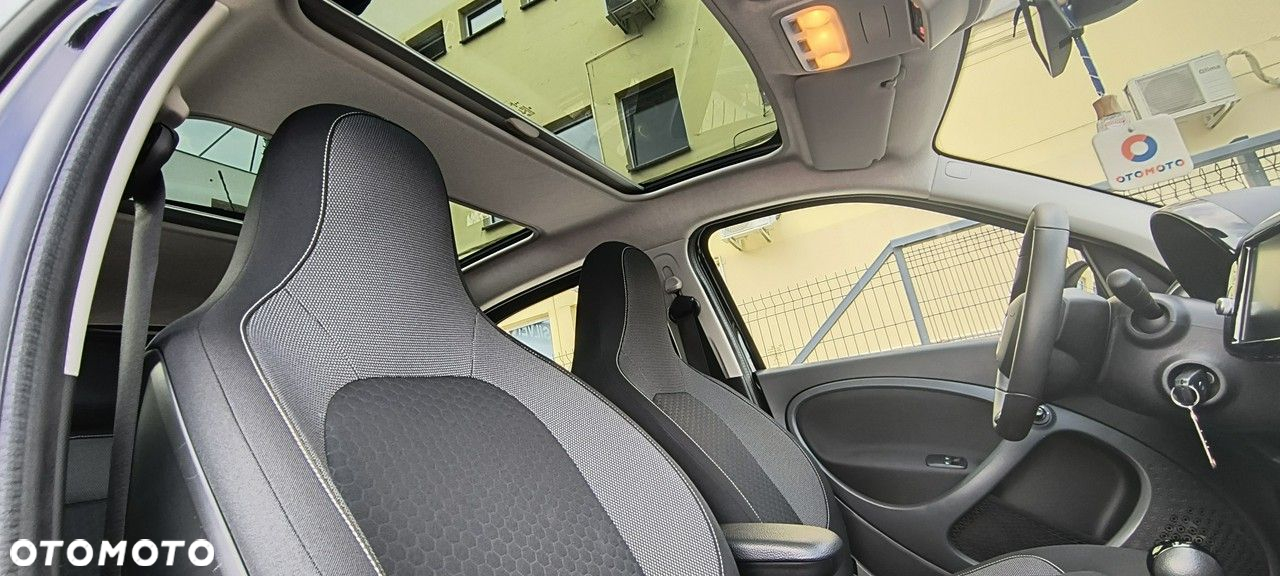 Smart Forfour EQ - 19