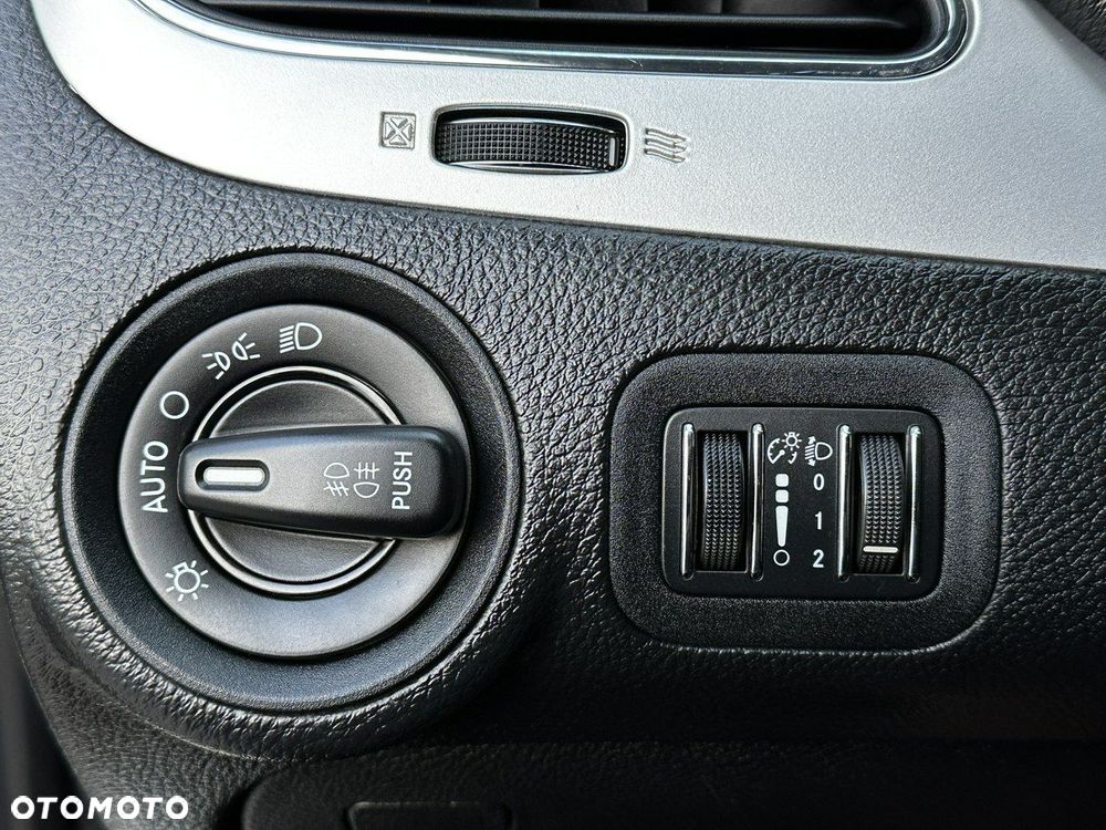 Fiat Freemont 2.0 Multijet - 19