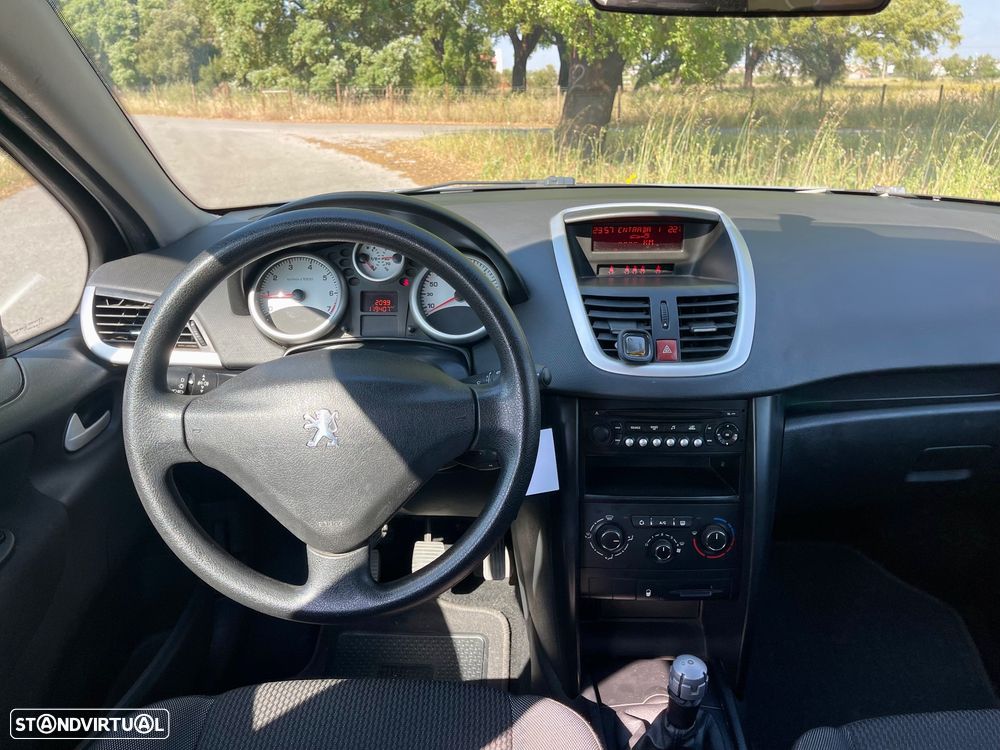Peugeot 207 SW 1.4 Trendy - 15