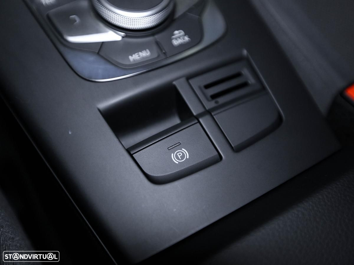 Audi A3 Sportback 30 TDI - 18
