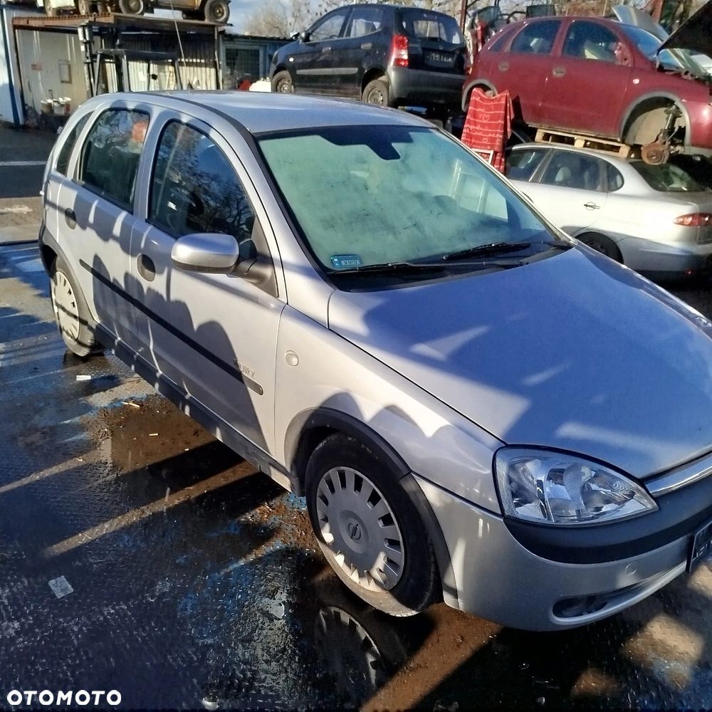 Opel Corsa C na części . - 2