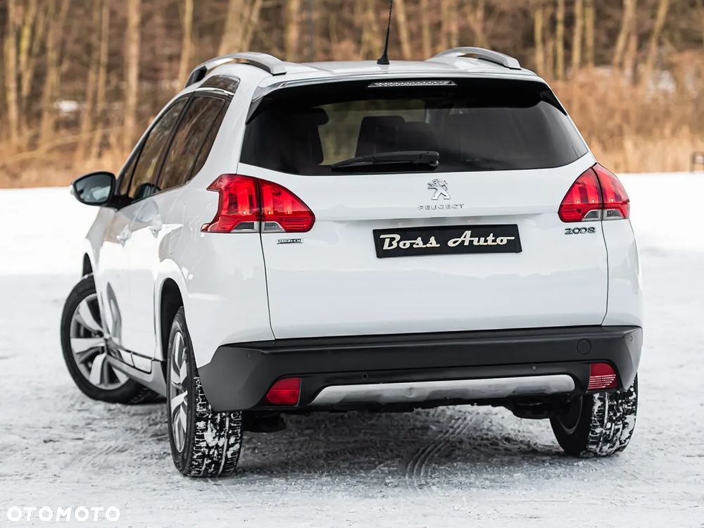 Peugeot 2008 1.6 BlueHDi Allure S&S - 8