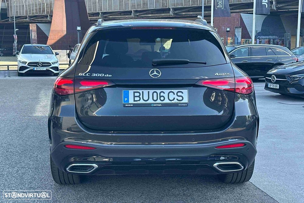 Mercedes-Benz GLC 300 de 4Matic - 4