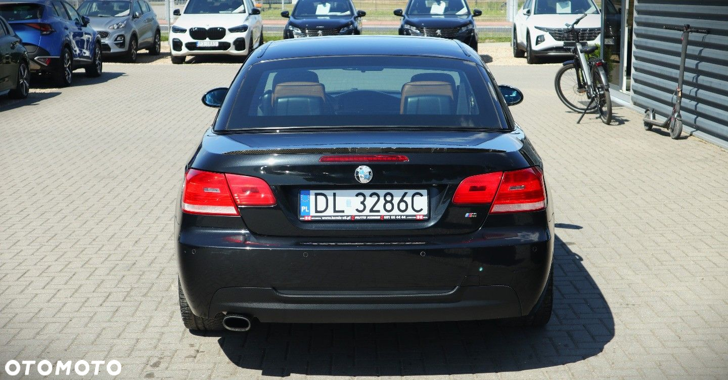 BMW Seria 3 320i Cabrio - 13