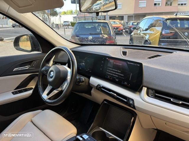 BMW iX1 xDrive30 xLine - 24