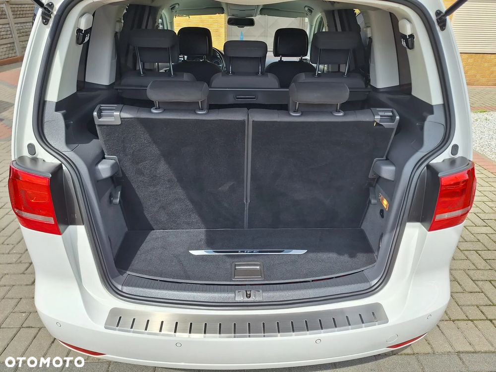Volkswagen Touran 1.6 TDI DPF Highline - 27