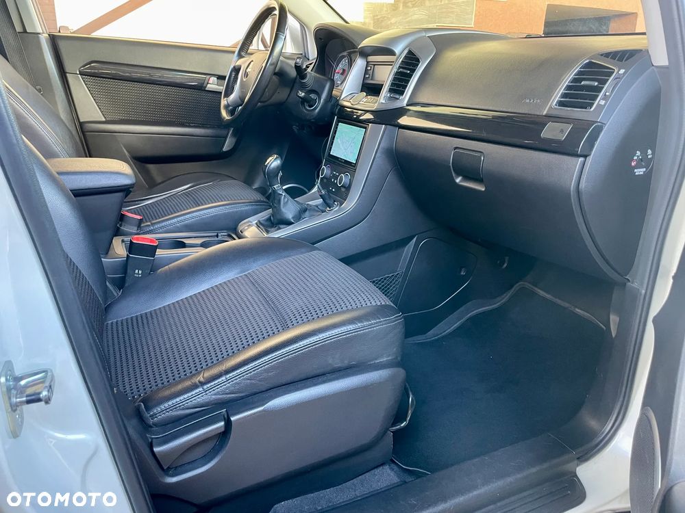 Chevrolet Captiva 2.4 2WD LT - 24