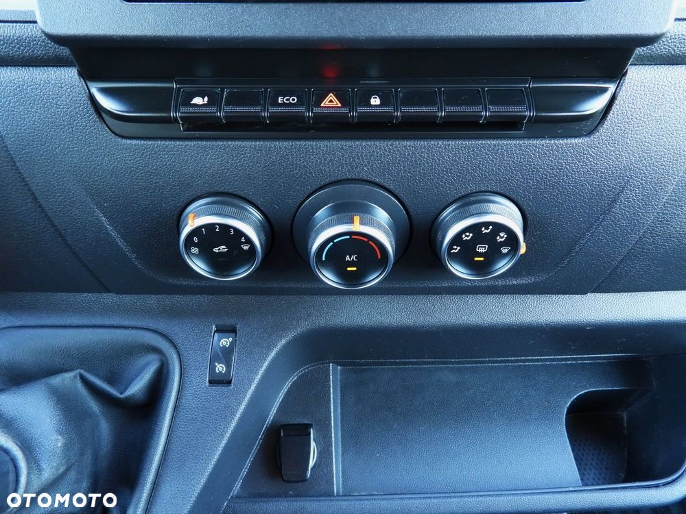 Renault MASTER WYWROTKA PODWÓJNA KABINA DOKA 6 MIEJSC TEMPOMAT LEDY BLIŹNIACZE KOŁA KLIMATYZACJA  130KM - 33