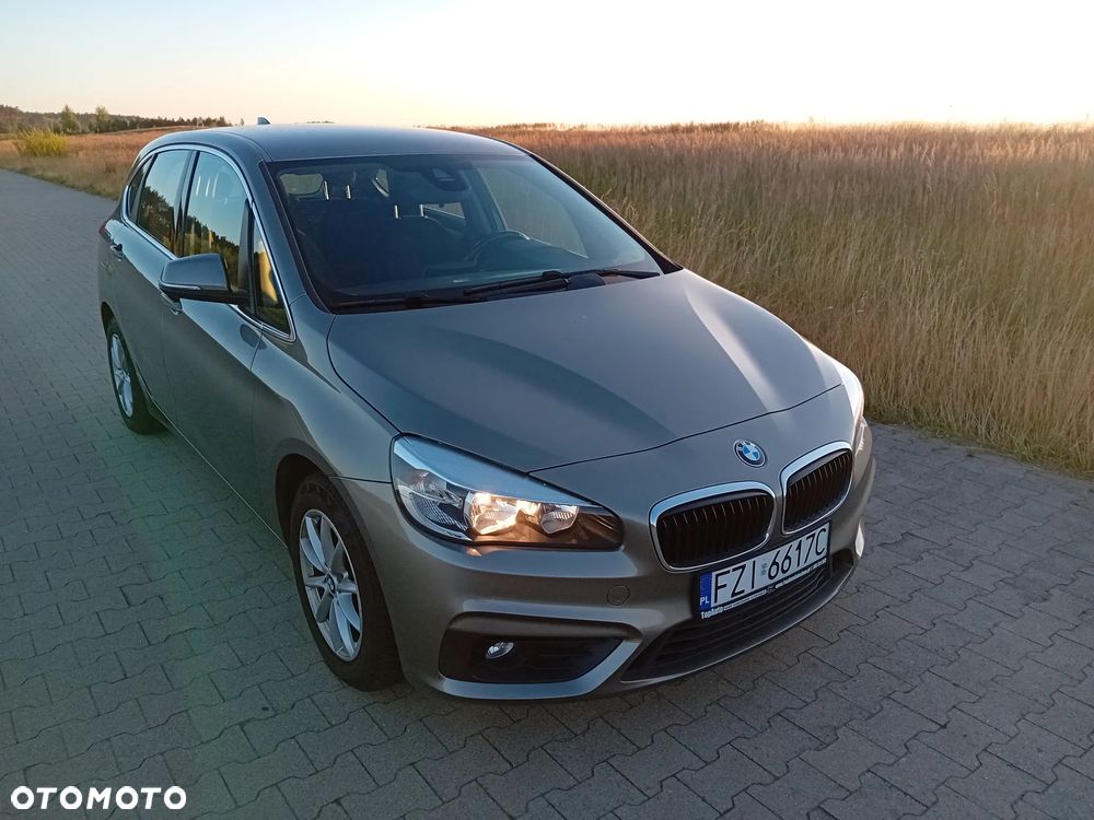 BMW Seria 2 218d - 1