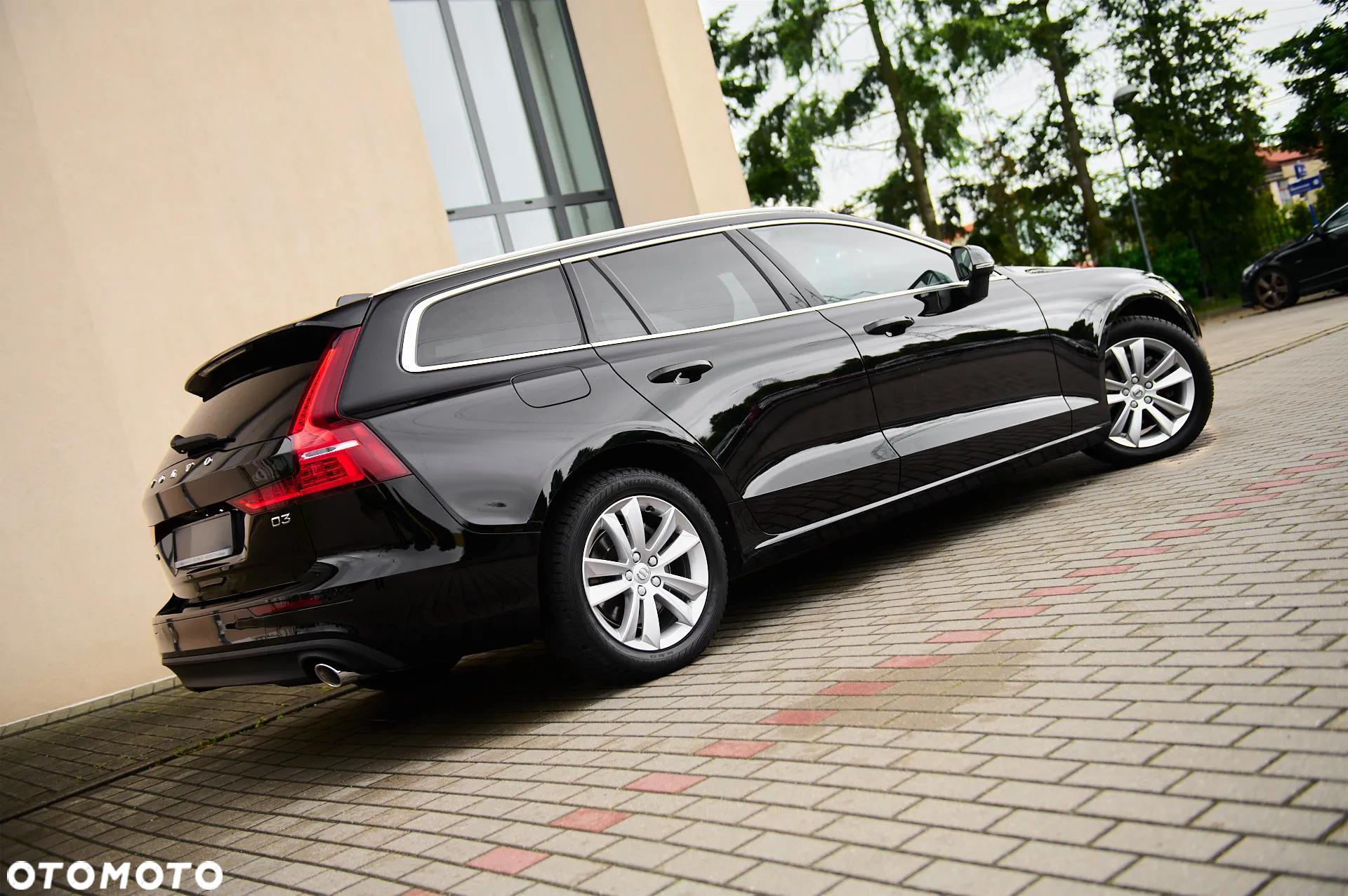 Volvo V60 D3 Momentum Pro - 2
