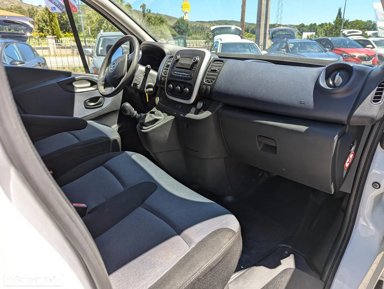 Opel Vivaro 1.6 CDTi L1H1 2.7T - 15