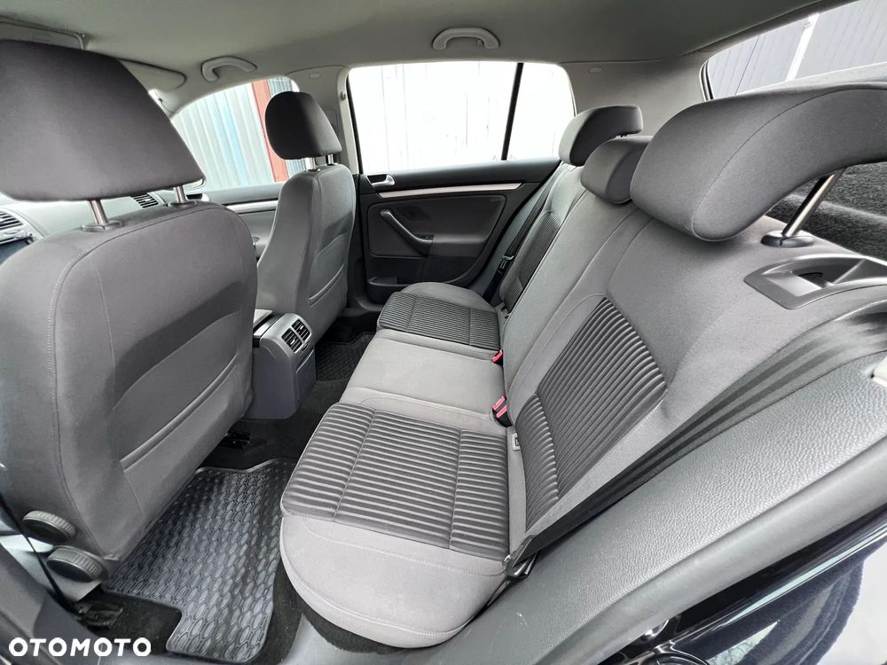 Volkswagen Golf 2.0 TDI Sportline - 21